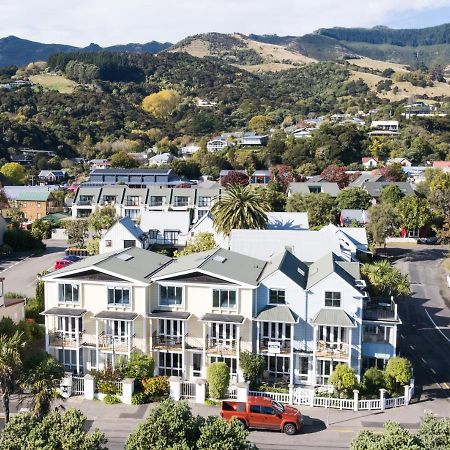 Bruce Waterfront Apartments Akaroa Exterior photo