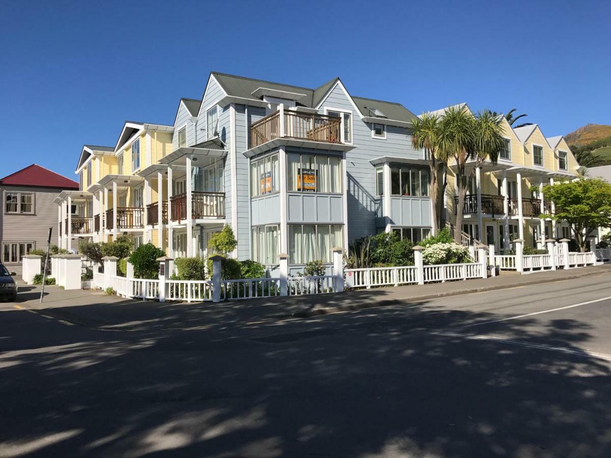 Bruce Waterfront Apartments Akaroa Exterior photo